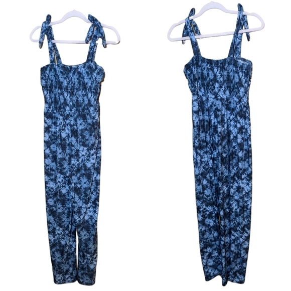 SO tie dye smocked jumpsuit - Picture 4 of 9